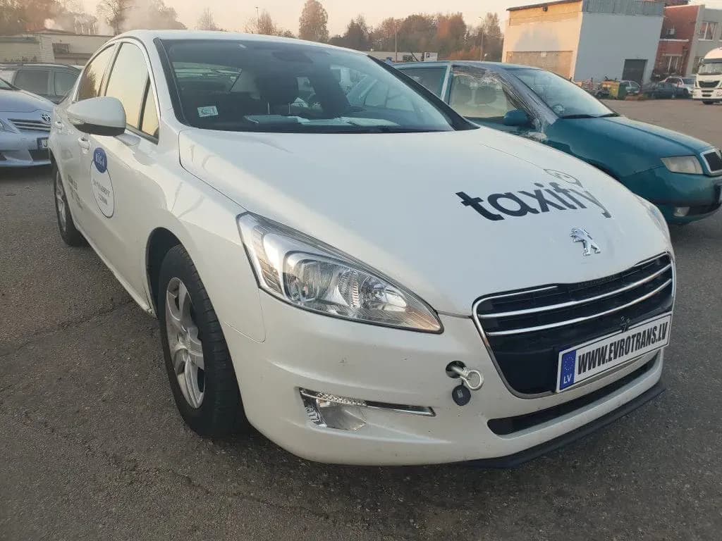 Foto des zerlegten Fahrzeugs 2
