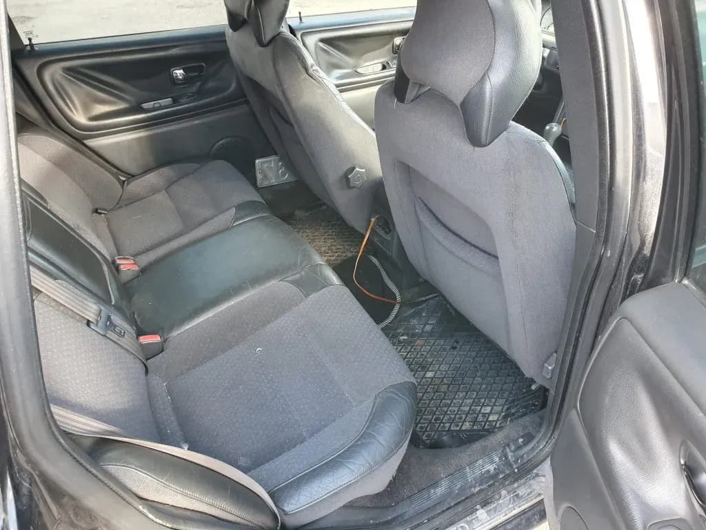 Foto des zerlegten Fahrzeugs 5