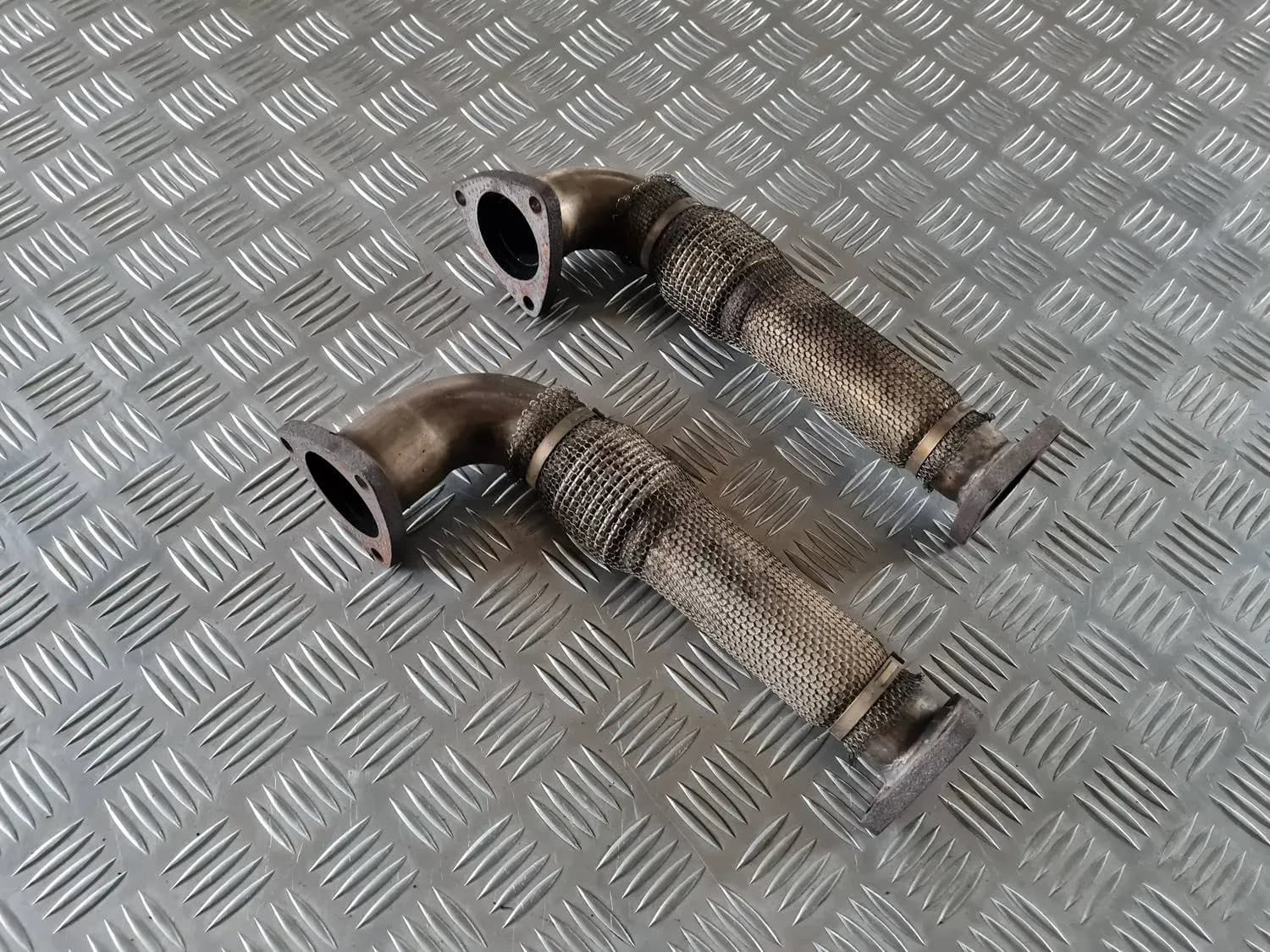 Turbolader-Abgasrohr AUDI A6 2008 - foto 1