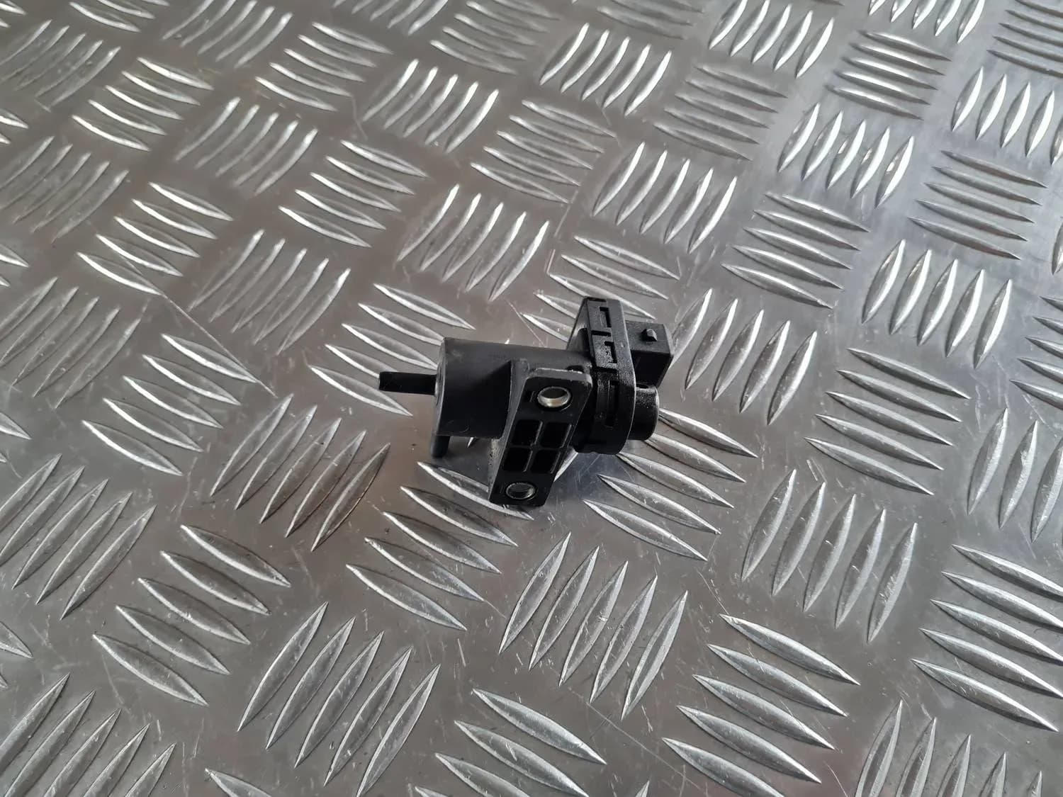 Unterdruck-Magnetventil RENAULT SCENIC III 2011 - foto 1