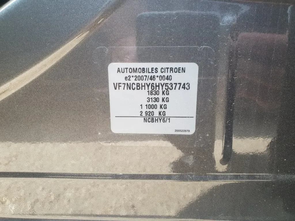 Foto des zerlegten Fahrzeugs 5