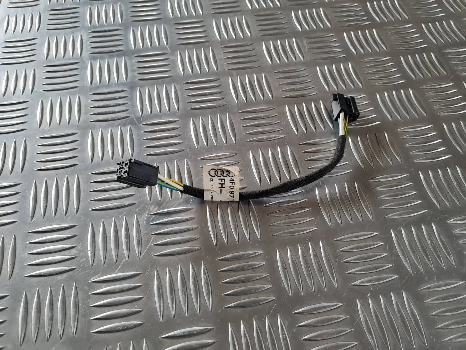 Kabel für elektrischen Fensterhebermotor AUDI A6 2008