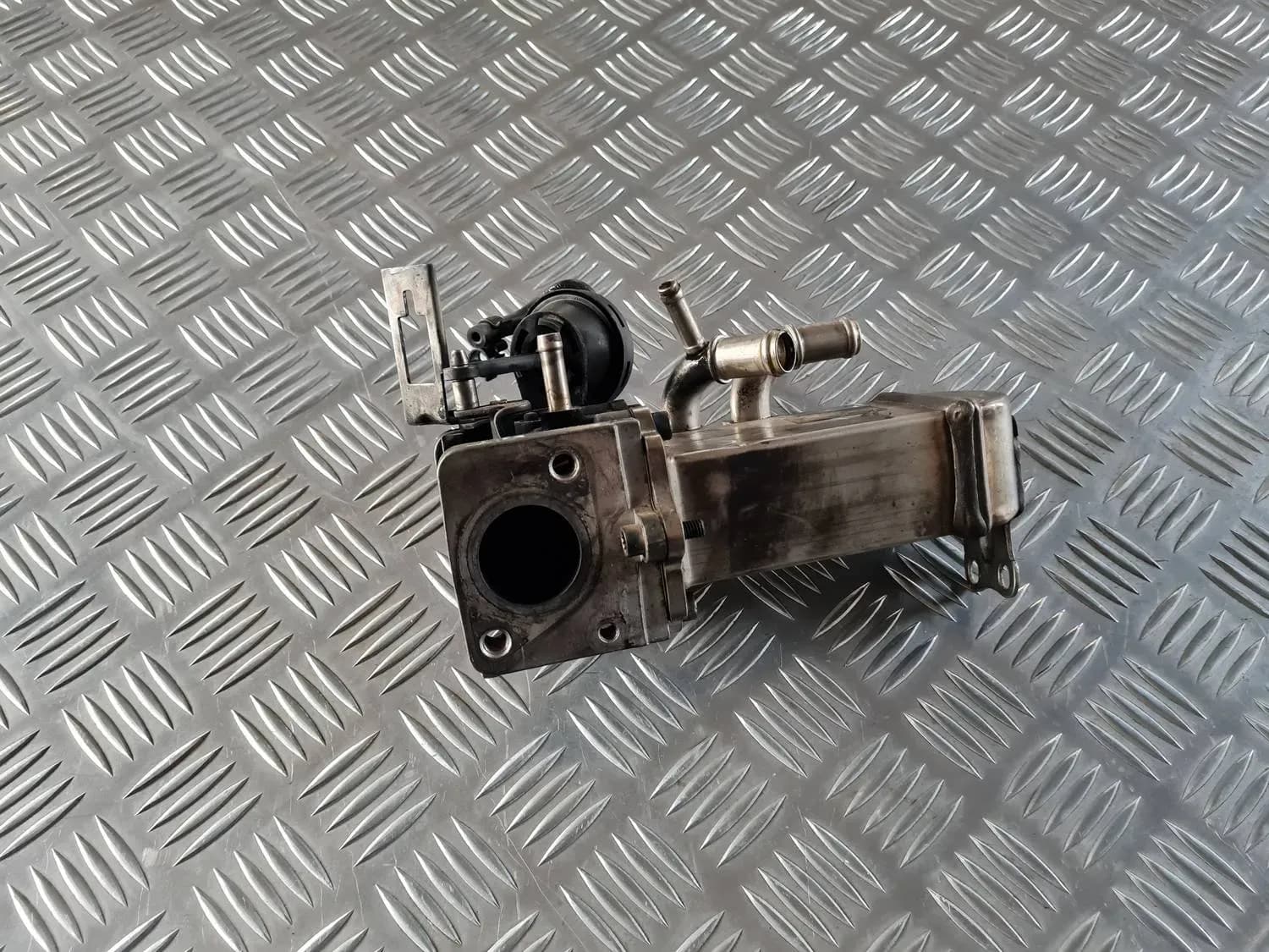 EGR-Ventil-Kühler AUDI A6 2008 - foto 3