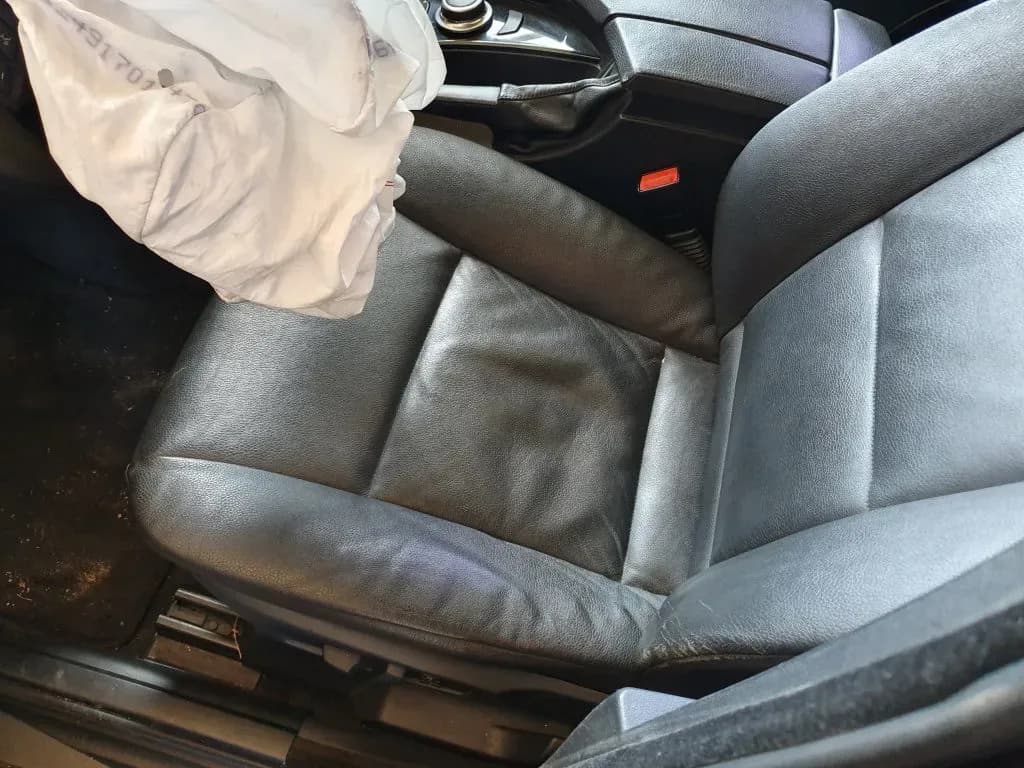 Foto des zerlegten Fahrzeugs 2