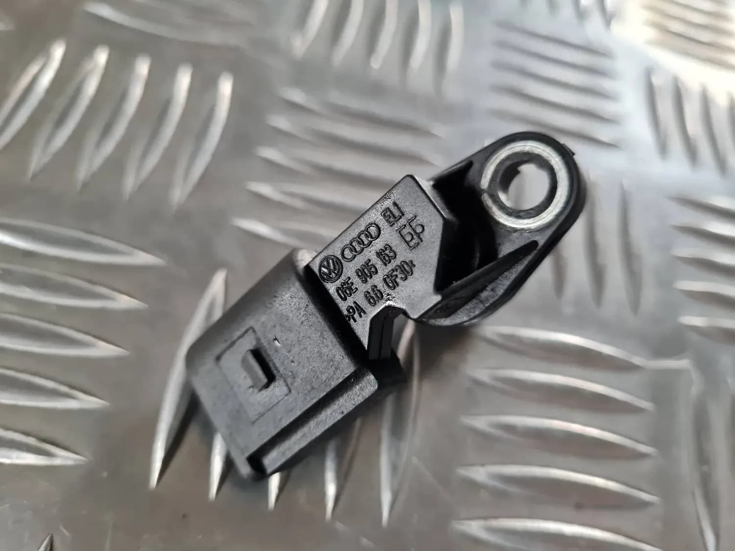 Nockenwellensensor AUDI A6 2008 - foto 2