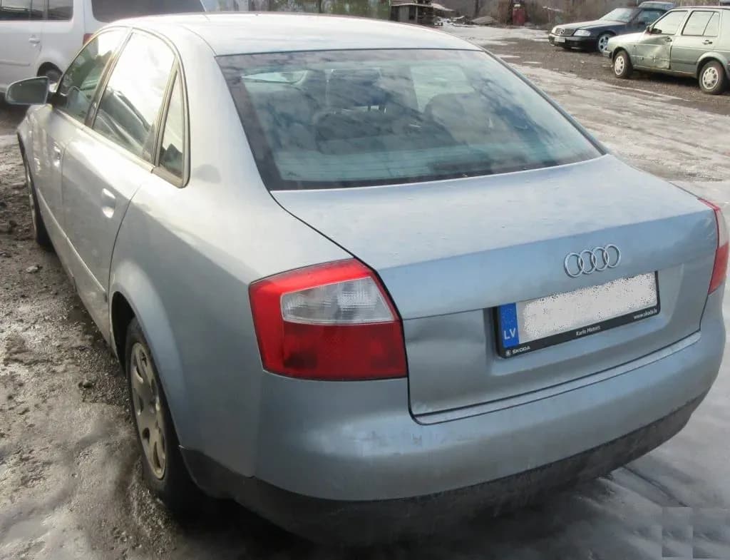 Foto des zerlegten Fahrzeugs 1
