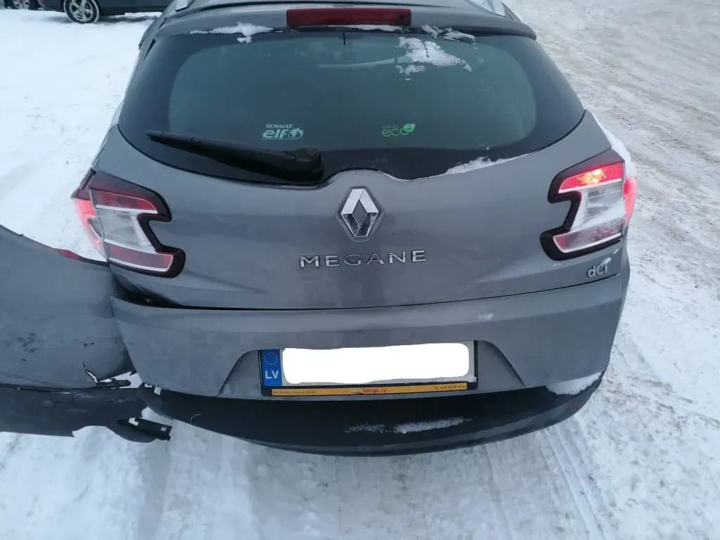 Foto des zerlegten Fahrzeugs 3