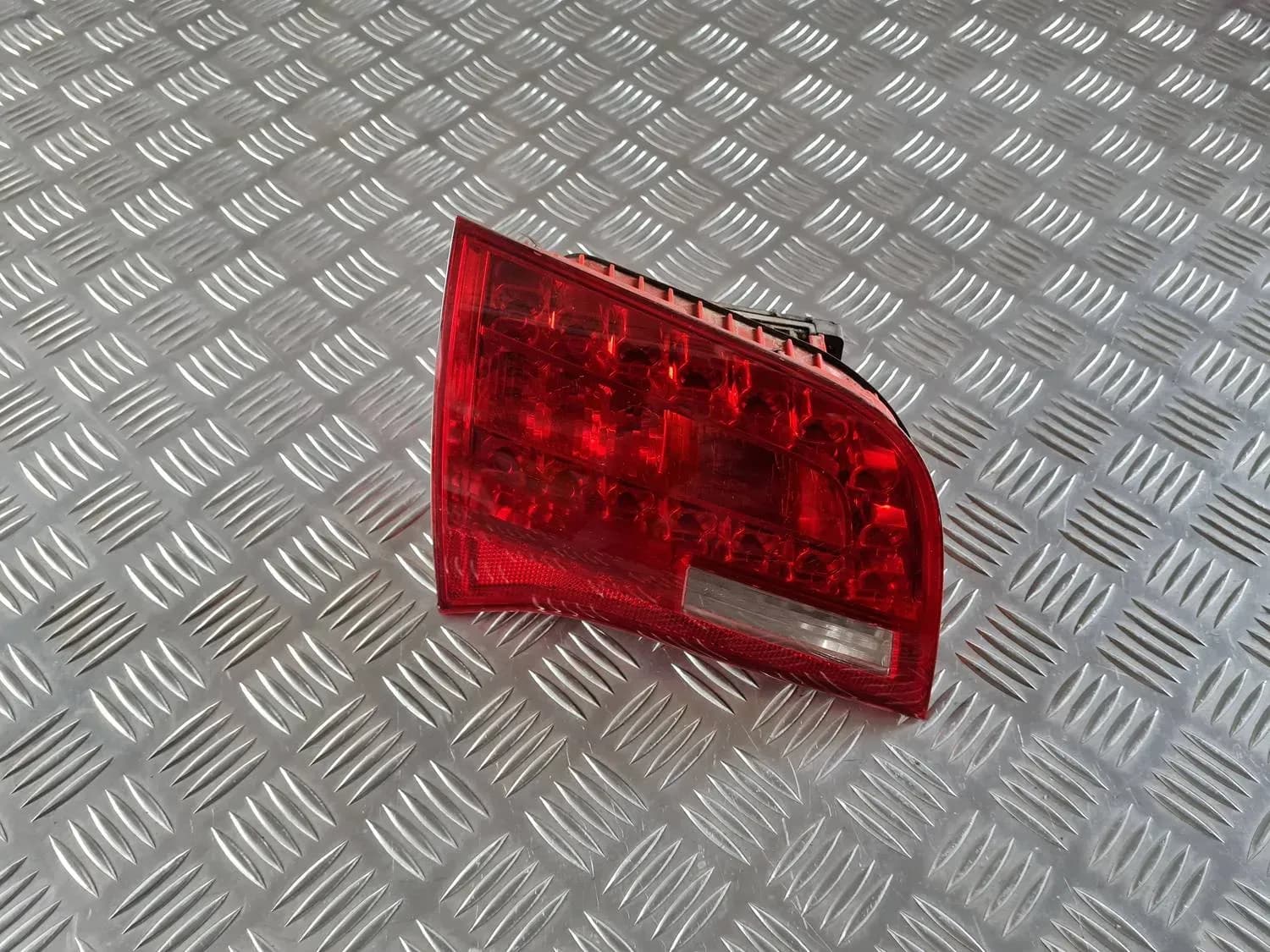 Kofferraumscheinwerfer, links AUDI A6 2008