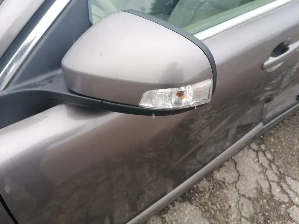 Foto des zerlegten Fahrzeugs 3