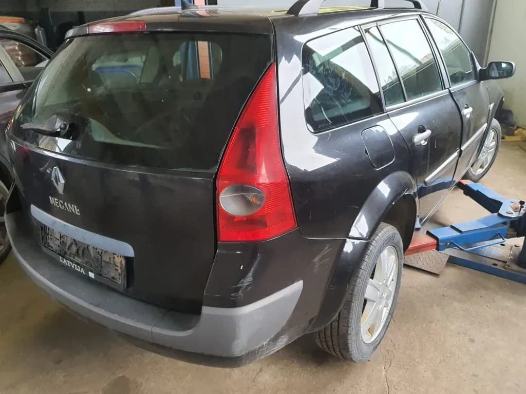 Foto des zerlegten Fahrzeugs 4