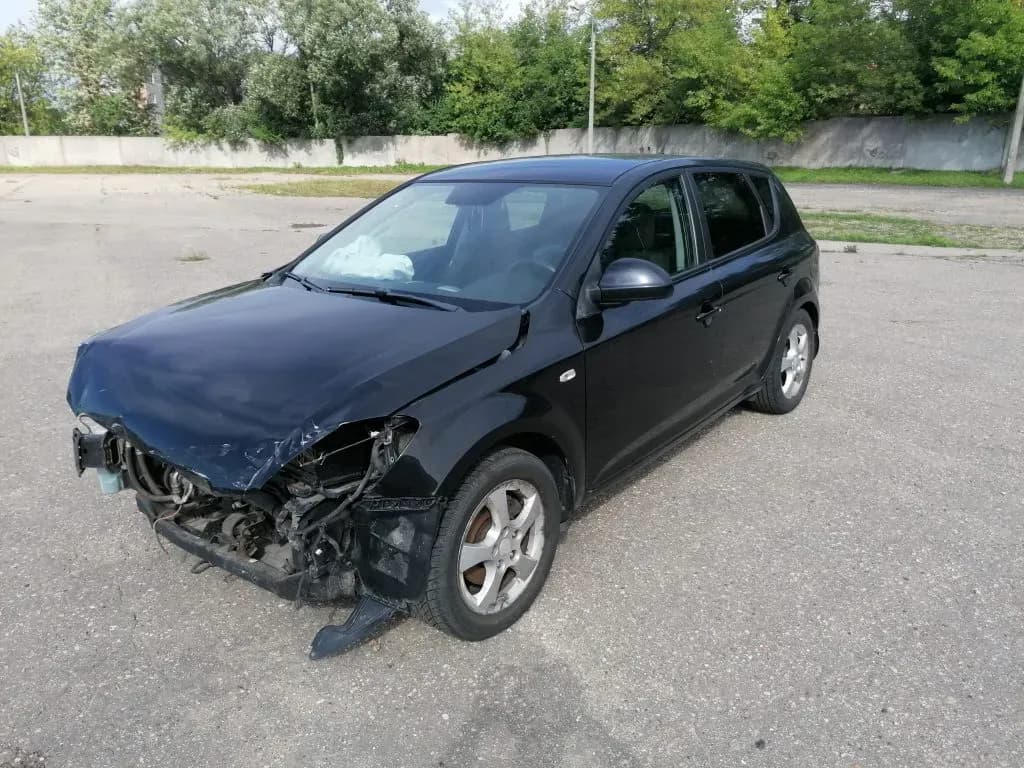 Foto des zerlegten Fahrzeugs 1