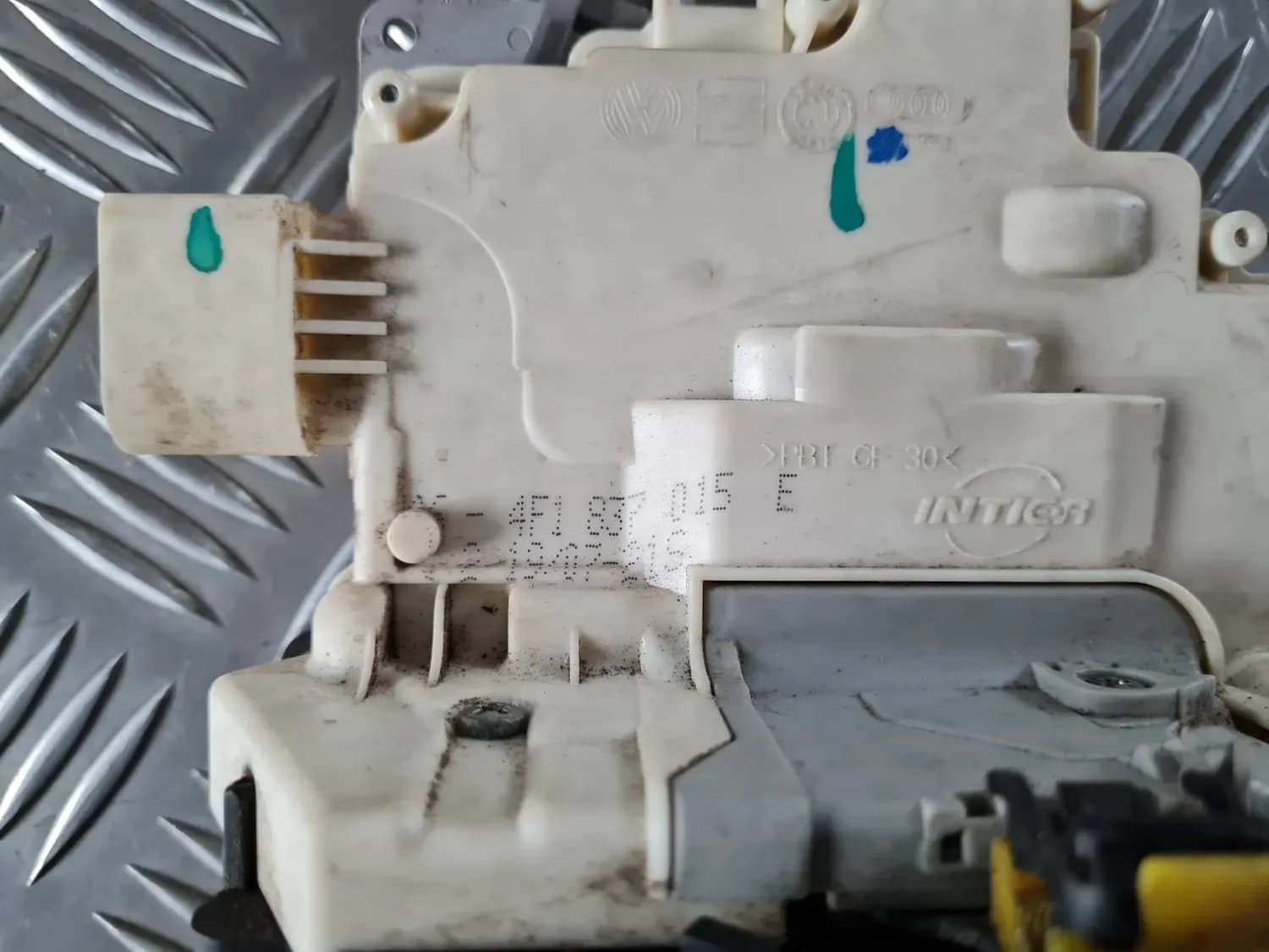 Türschloss vorne links AUDI A6 2008 - foto 5
