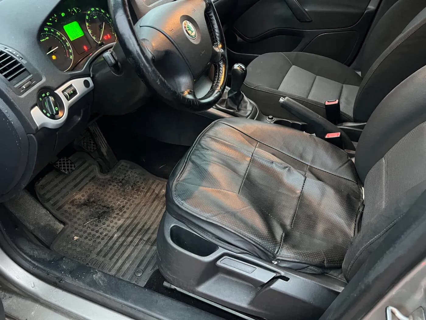Foto des zerlegten Fahrzeugs 3