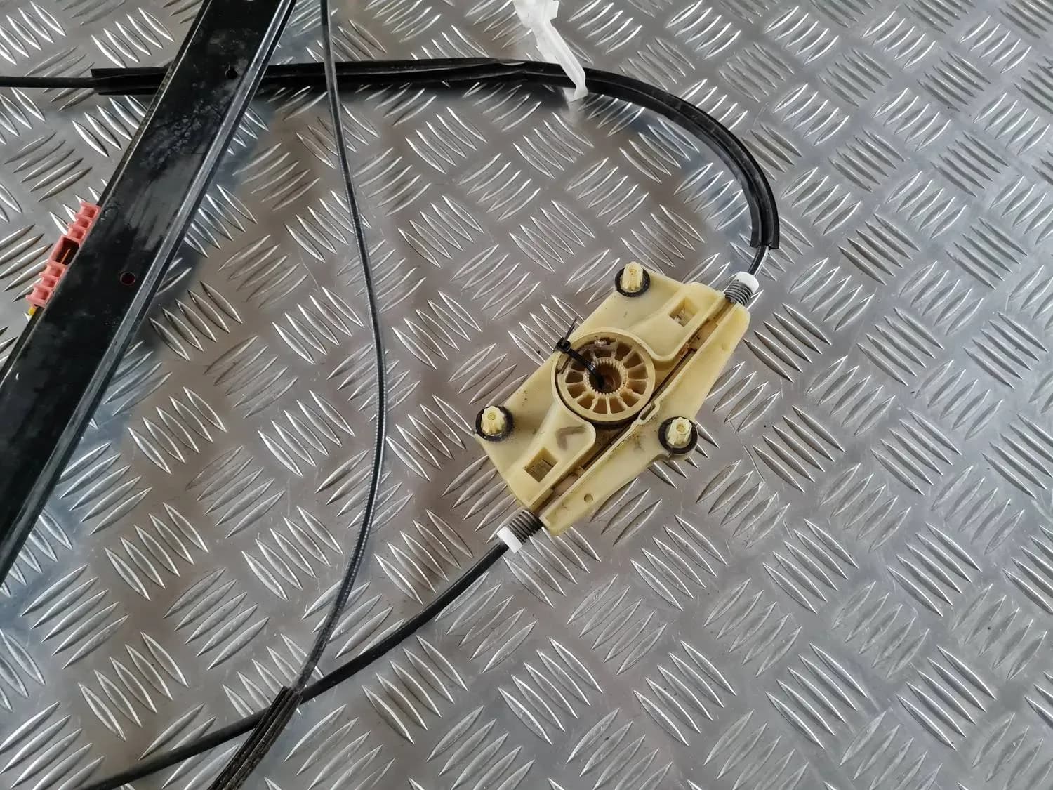 Fensterheber vorne links AUDI A6 2008 - foto 2