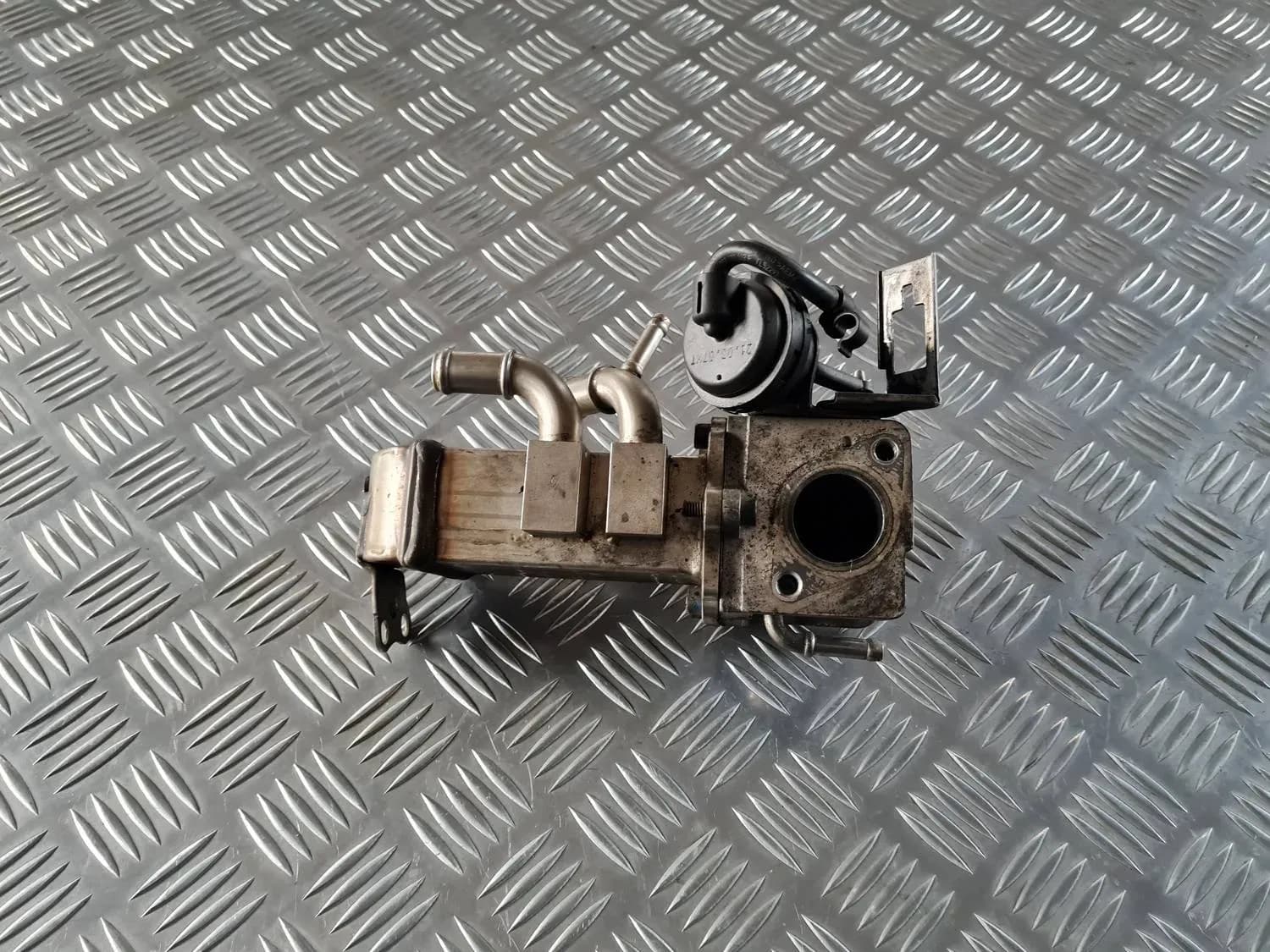 EGR-Ventil-Kühler AUDI A6 2008 - foto 2
