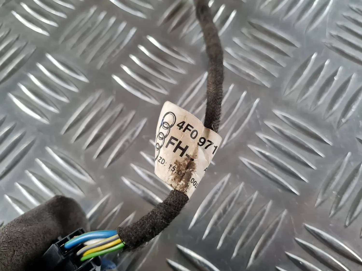 Kabel für elektrischen Fensterhebermotor AUDI A6 2008 - foto 2