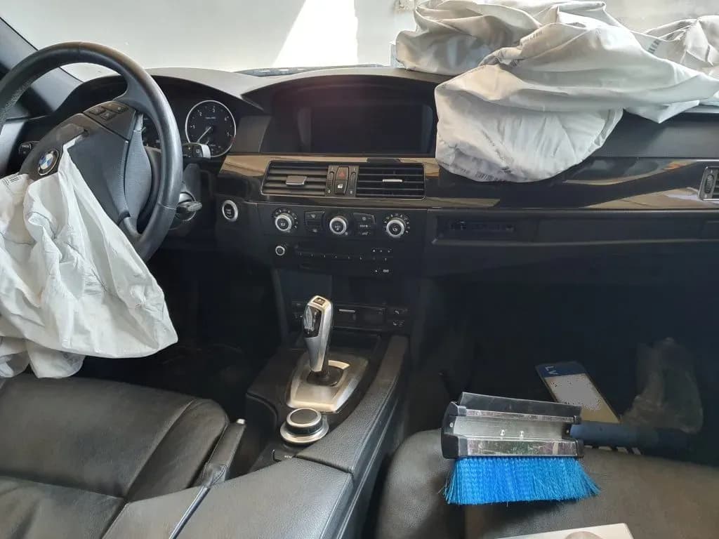 Foto des zerlegten Fahrzeugs 4