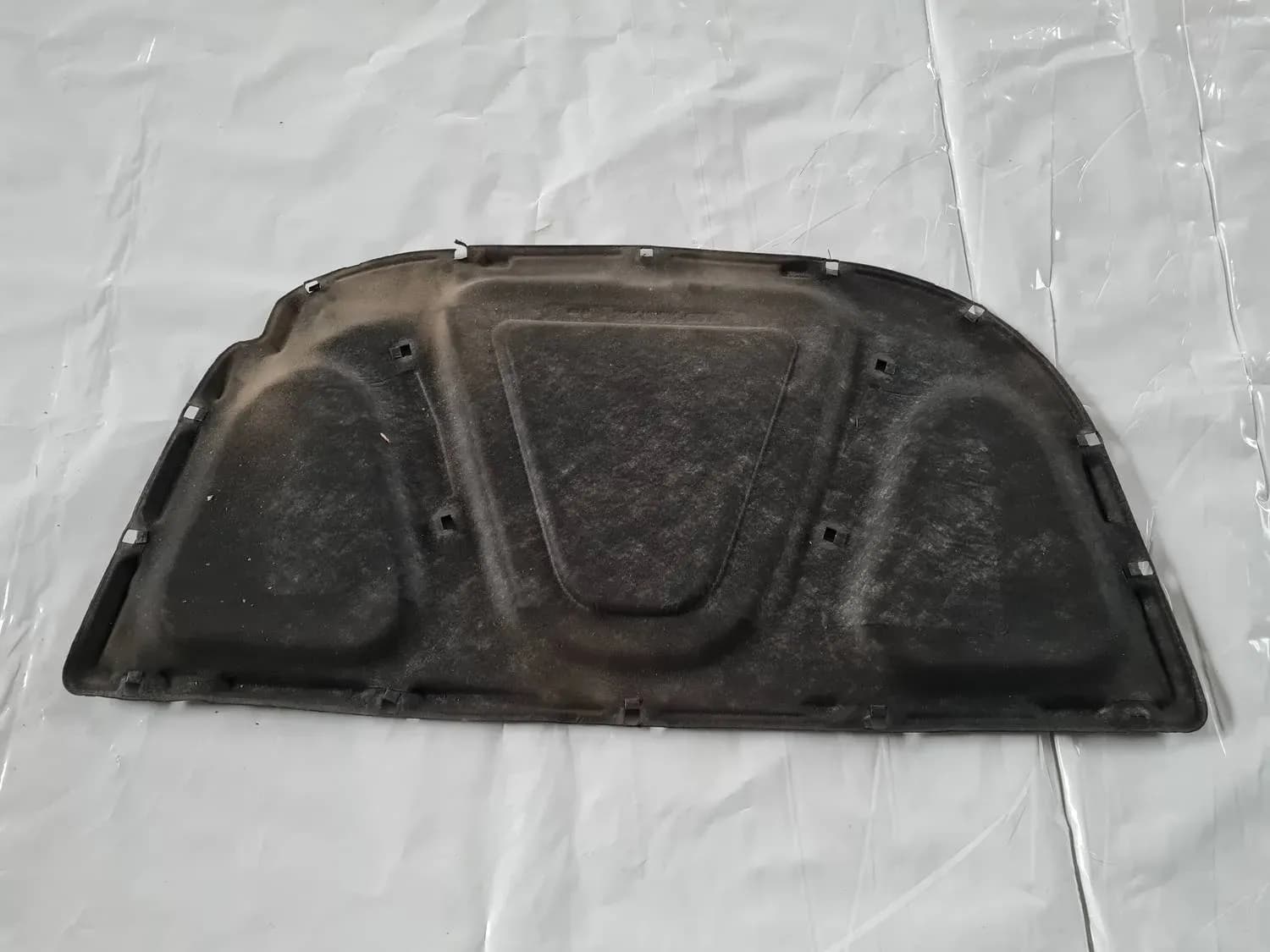 Schalldämmung der Motorhaube AUDI A6 2008 - foto 1