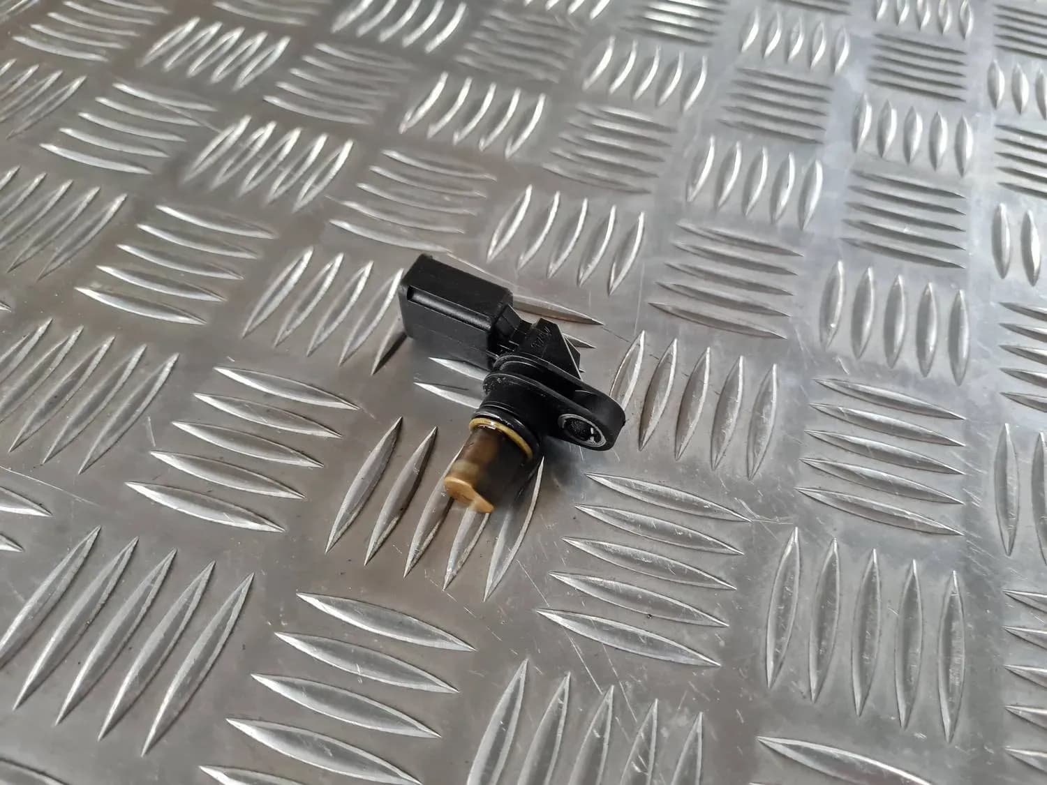 Nockenwellensensor AUDI A6 2008 - foto 3