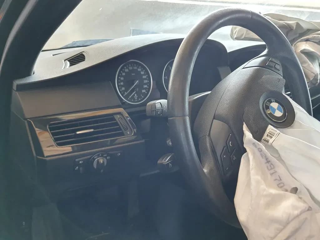 Foto des zerlegten Fahrzeugs 3