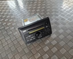 CD/DVD/Navigationsgerät FIAT STILO 2003