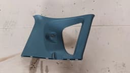 Säulenverkleidung des Gepäckraums MITSUBISHI COLT 2007