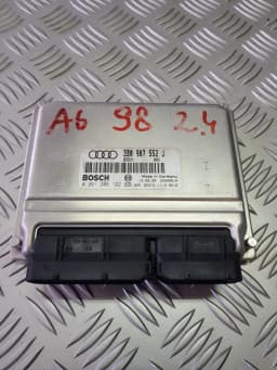 Motorsteuergerät AUDI A6 1998
